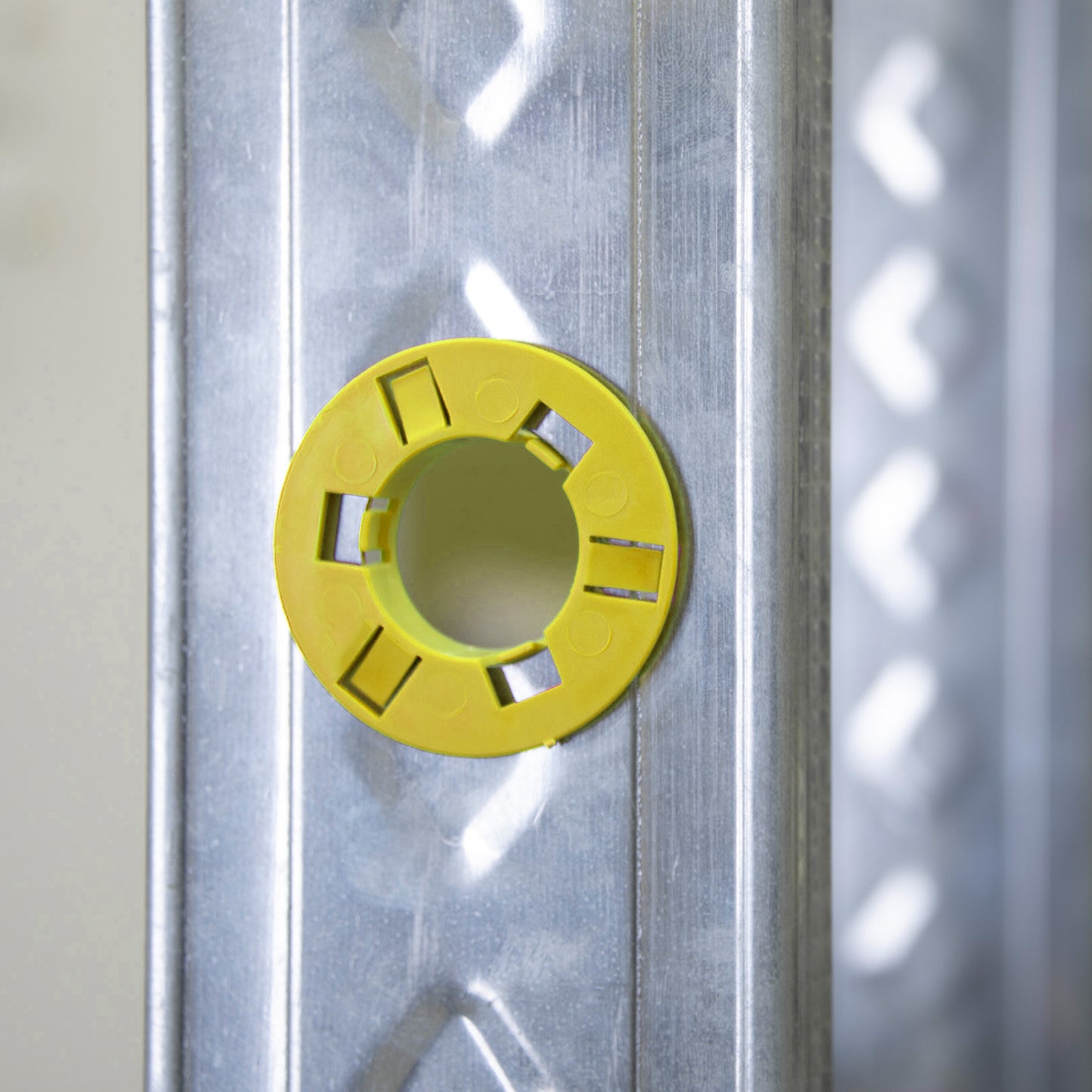 100-Pack Universal Plastic Snap-in Bushings for Metal Studs